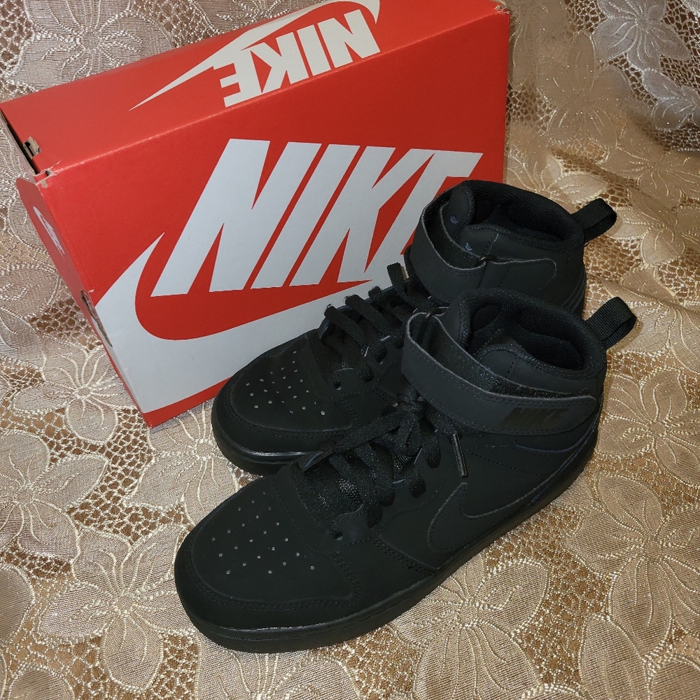 Big Kid Nike